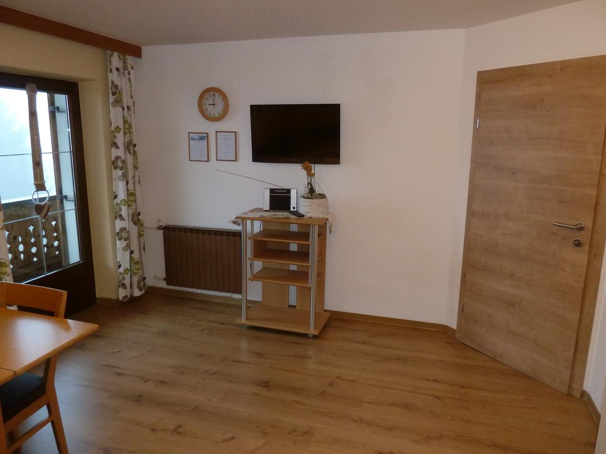 Appartement Hauser Стум Екстериор снимка